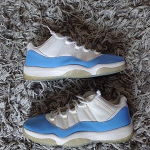 AIR JORDAN 11 XI LOW USED SIZE 15 WHITE UNIVERSITY BLUE 528895 106